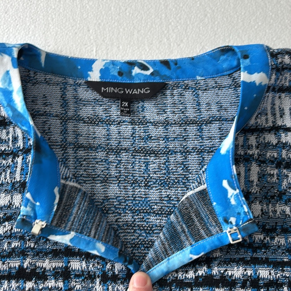 Ming Wang - blue, white and black, textured & designed jacket. - Picture 11 of 13